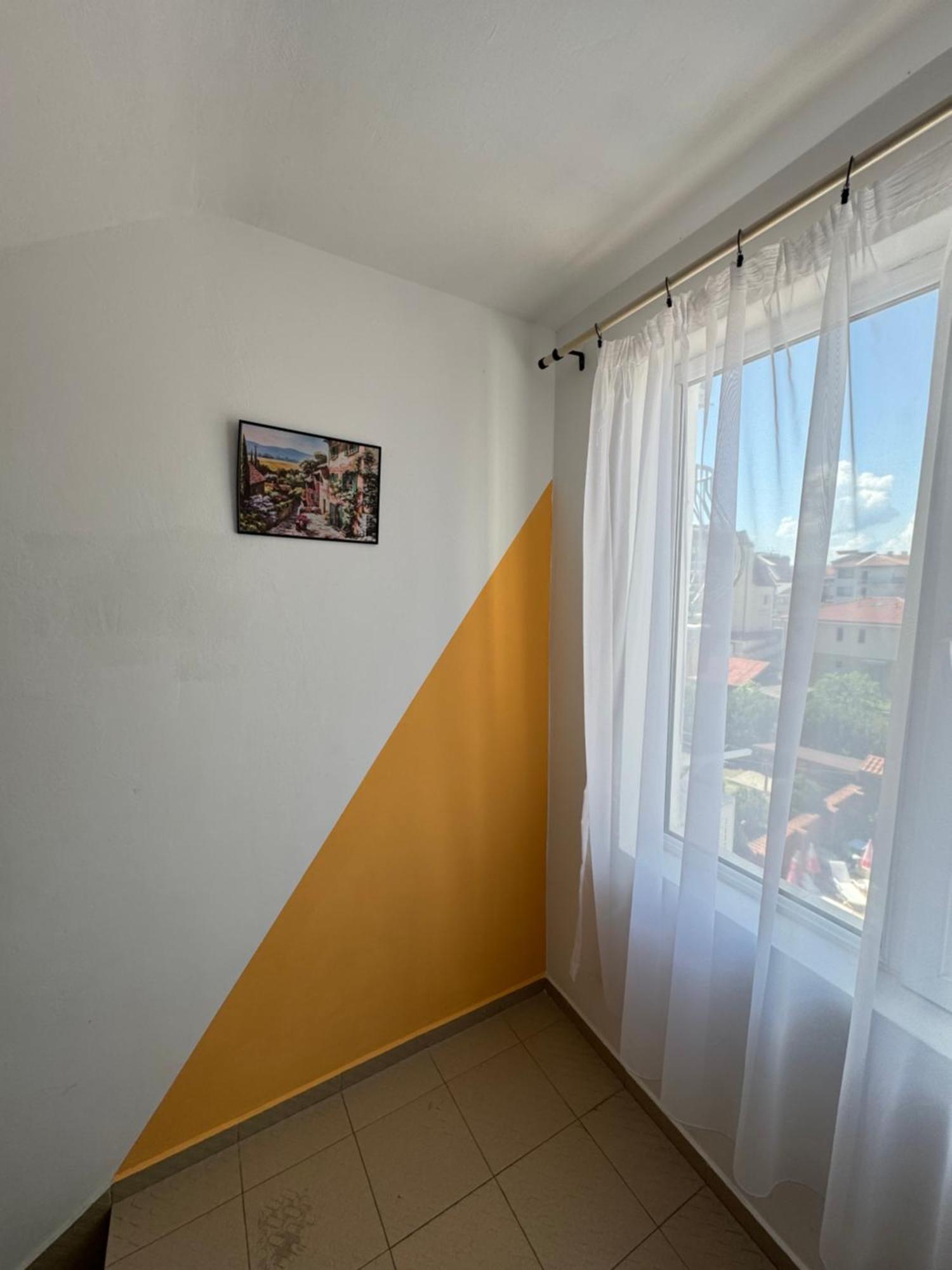 Hotel Laguna - Guest House Primorsko Zewnętrze zdjęcie
